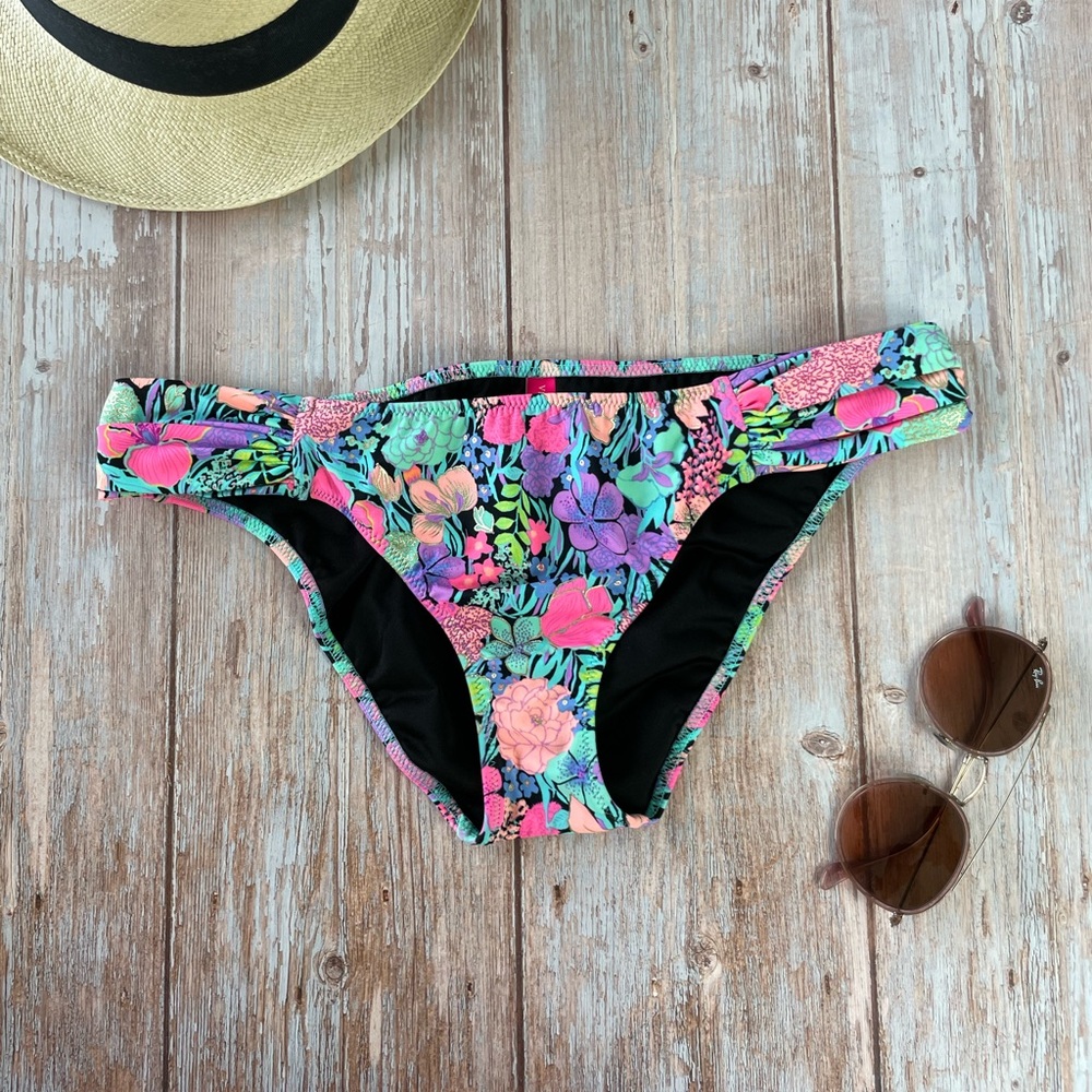 Victoria’s Secret’s Floral Bikini Bottom